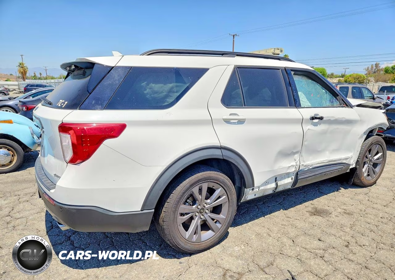 2024 Ford Explorer Xlt VIN:1FMSK8DH8RGA67043 - 3