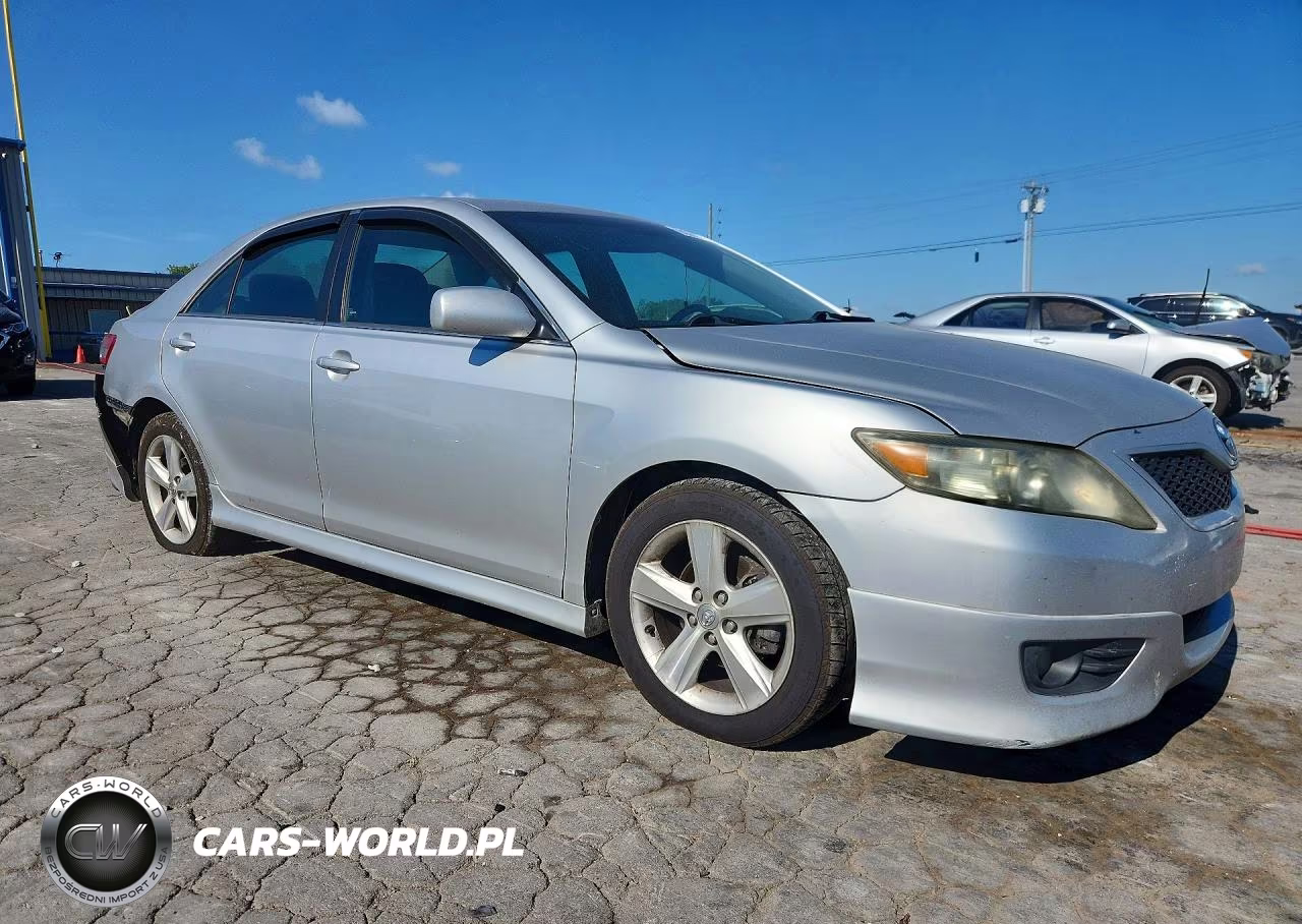 2010 Toyota Camry Se VIN:4T1BF3EK7AU003552 - 4