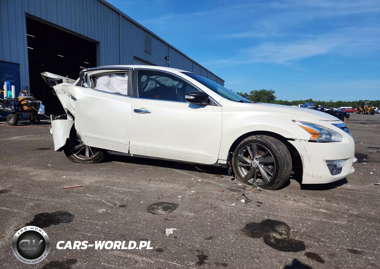 2013 Nissan Altima 2.5 VIN:1N4AL3AP9DN542303 - 4