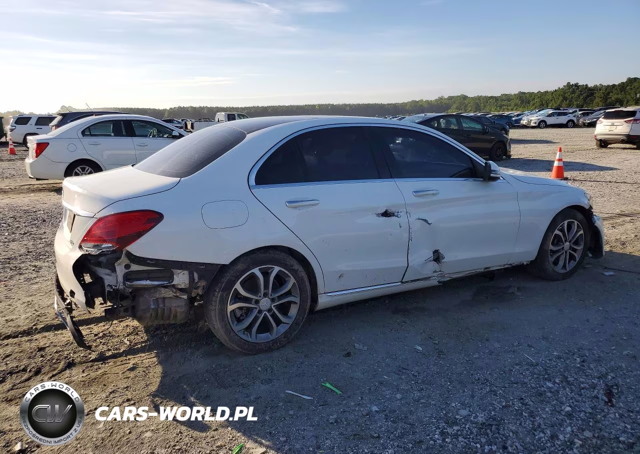 2016 Mercedes-Benz C 300 VIN:55SWF4JB5GU143245 - 3