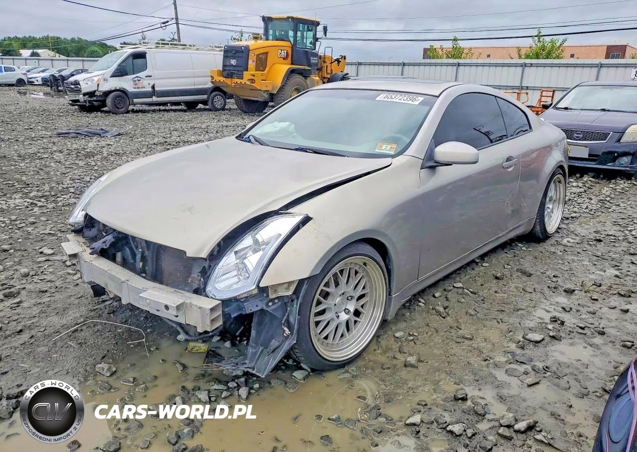 2004 Infiniti G35 Base