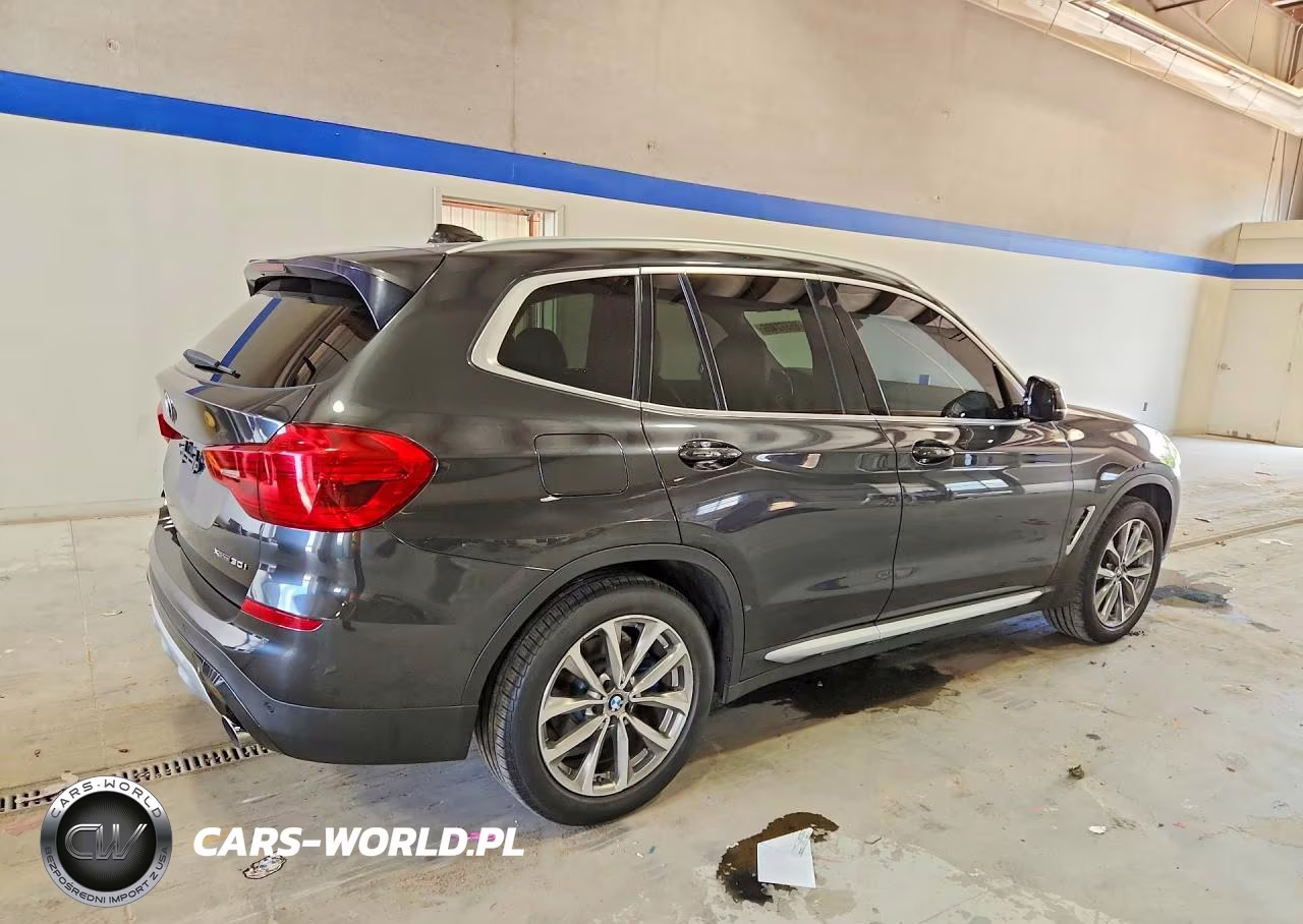 2019 BMW X3 xDrive30I VIN:5UXTR9C58KLE21692 - 3