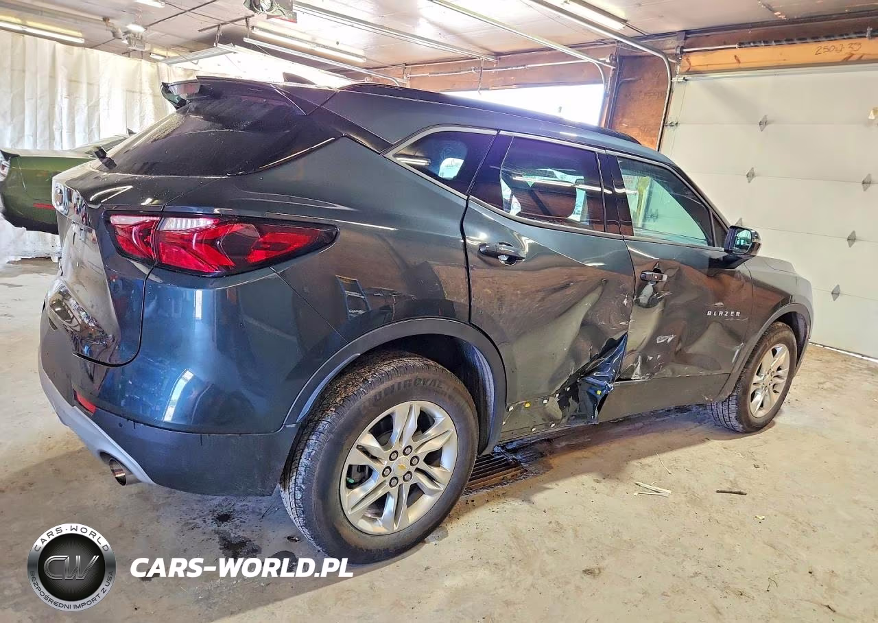 2019 Chevrolet Blazer 2Lt VIN:3GNKBGRS2KS675772 - 3