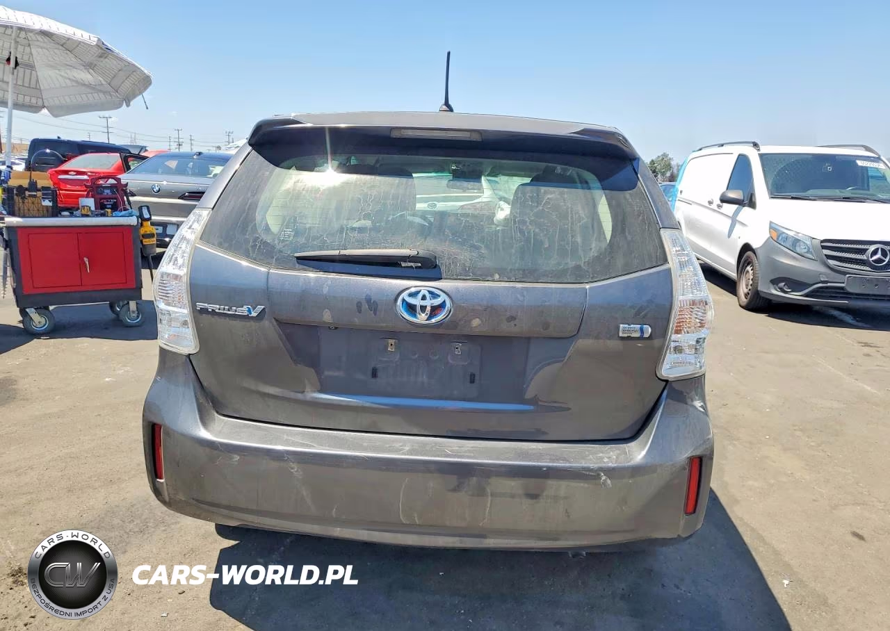 2012 Toyota Prius V Two VIN:JTDZN3EU7C3057904 - 6