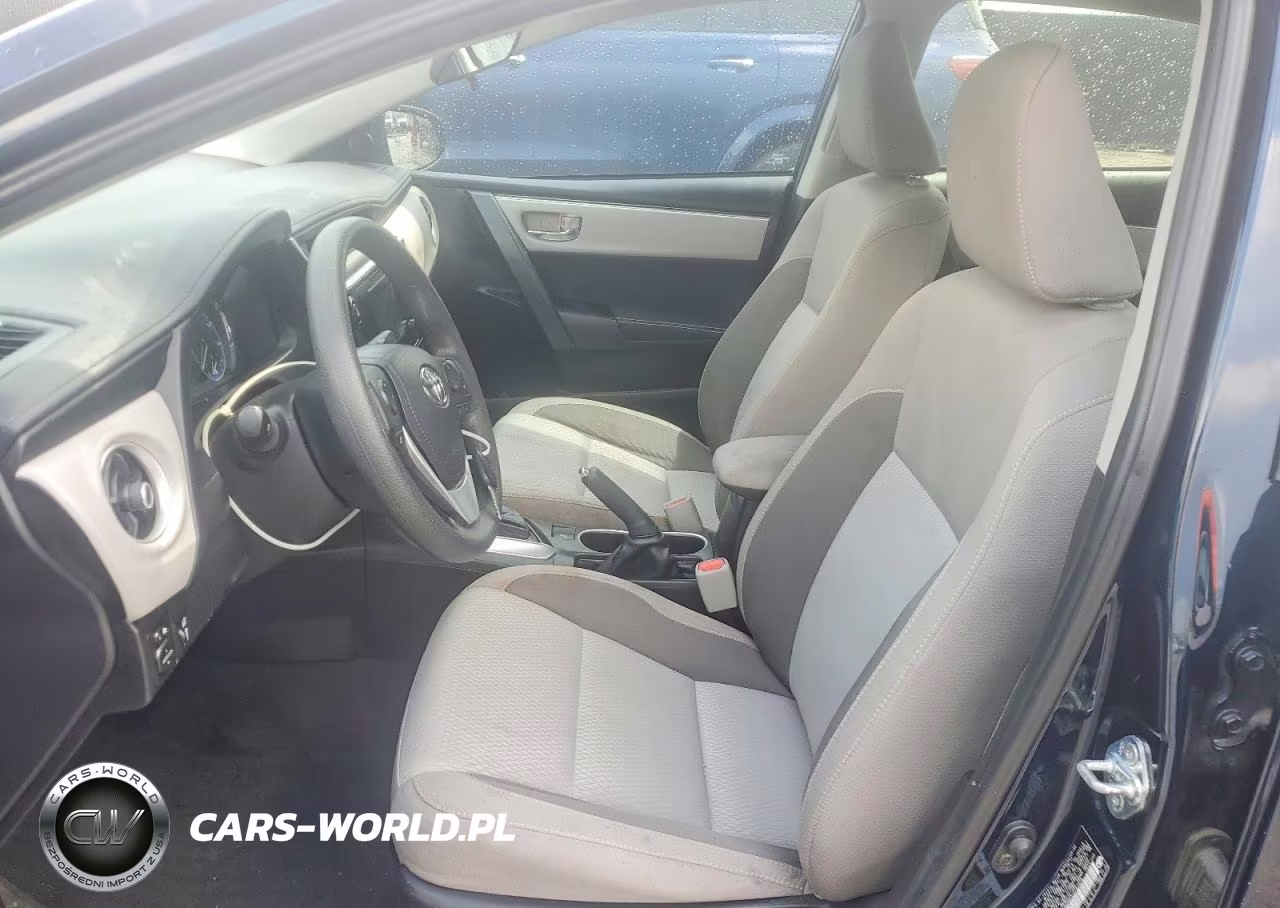 2018 Toyota Corolla Le VIN:5YFBURHE5JP763978 - 7