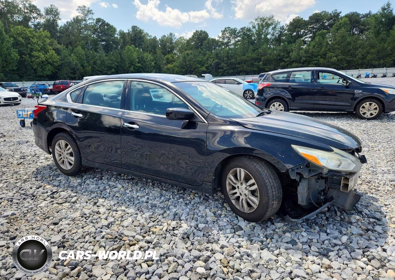2017 Nissan Altima 2.5 S VIN:1N4AL3AP5HN343500 - 4