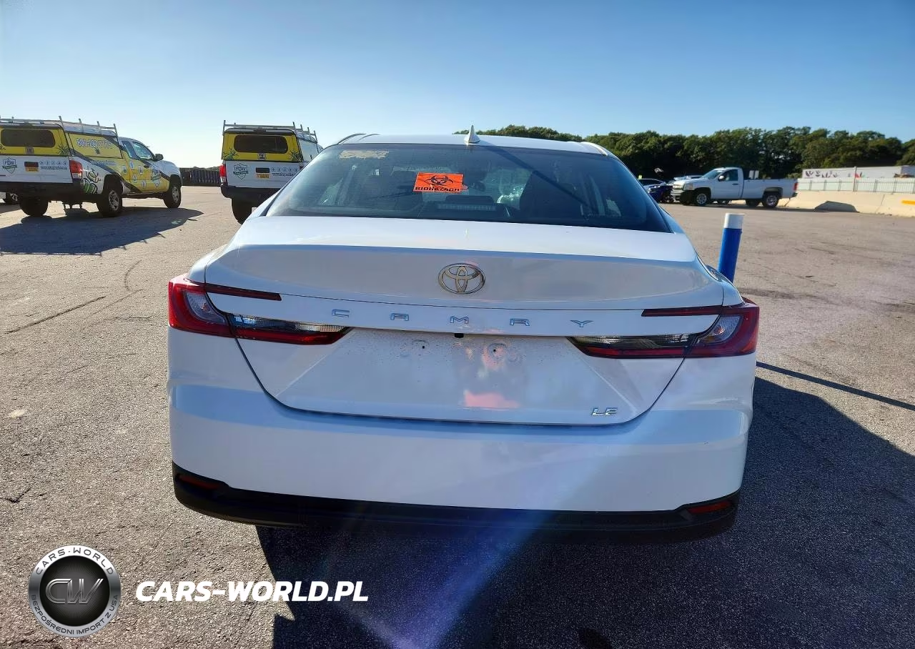 2025 Toyota Camry Le VIN:4T1DAACK6SU093311 - 6
