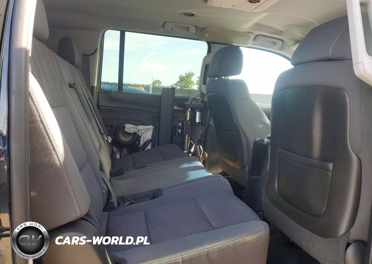 2015 Chevrolet Suburban C1500 Ls VIN:1GNSCHEC9FR585125 - 11