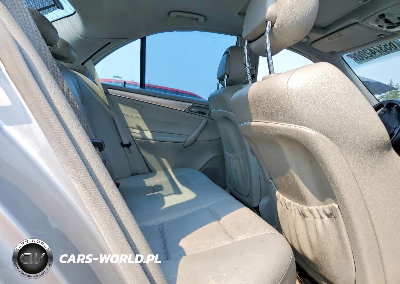 2005 Mercedes-Benz C 230K Sport Sedan VIN:WDBRF40J45F646957 - 10