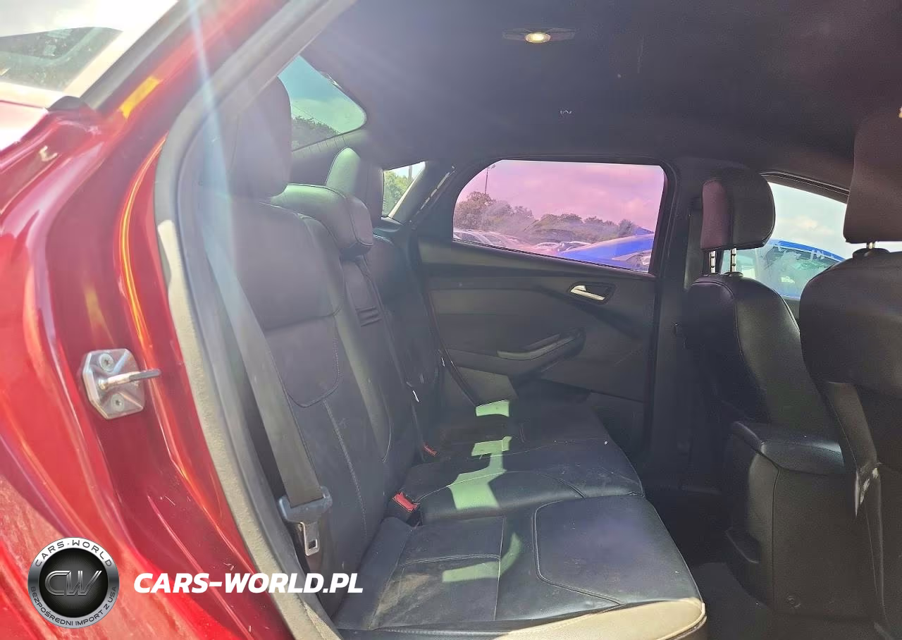 2016 Ford Focus Se VIN:1FADP3F2XGL343226 - 10