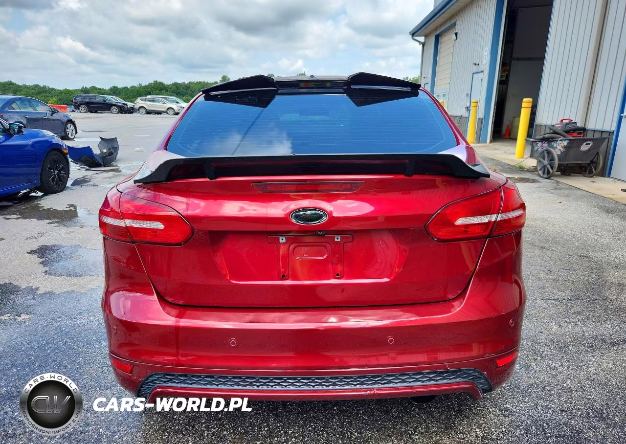 2016 Ford Focus Se VIN:1FADP3F2XGL343226 - 6