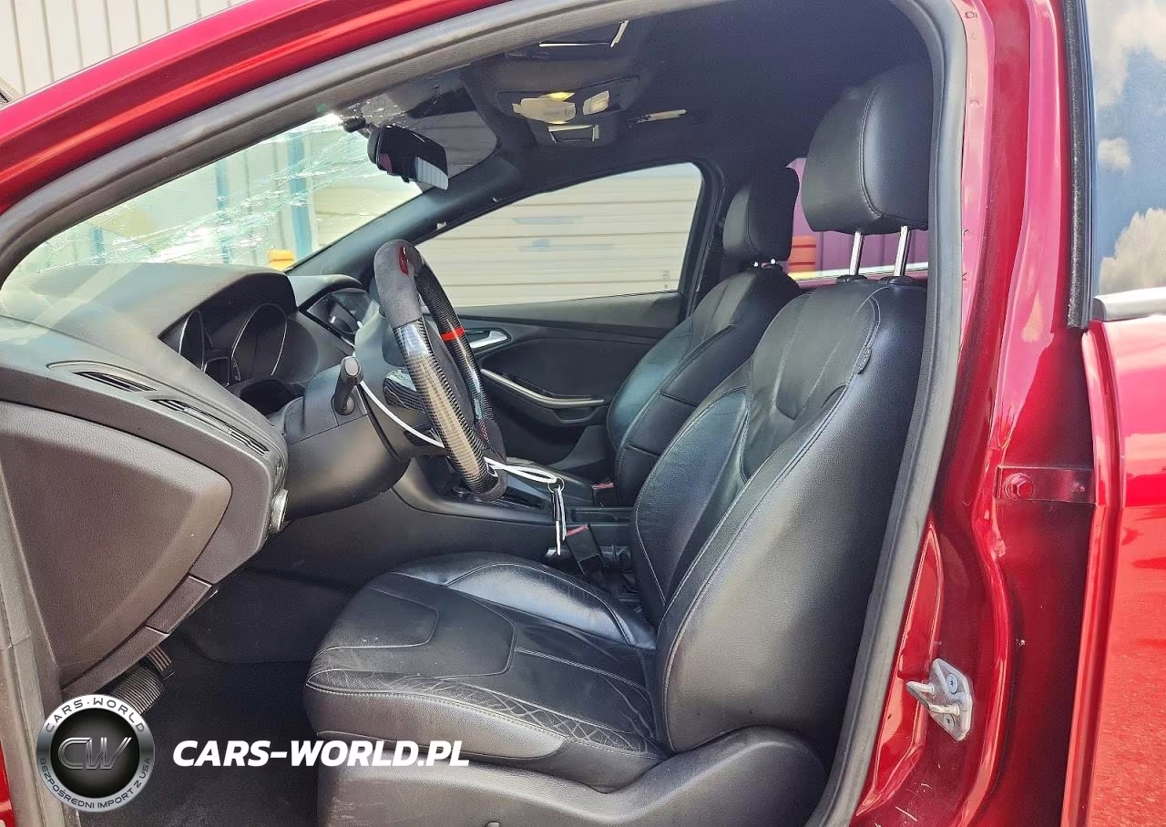 2016 Ford Focus Se VIN:1FADP3F2XGL343226 - 7
