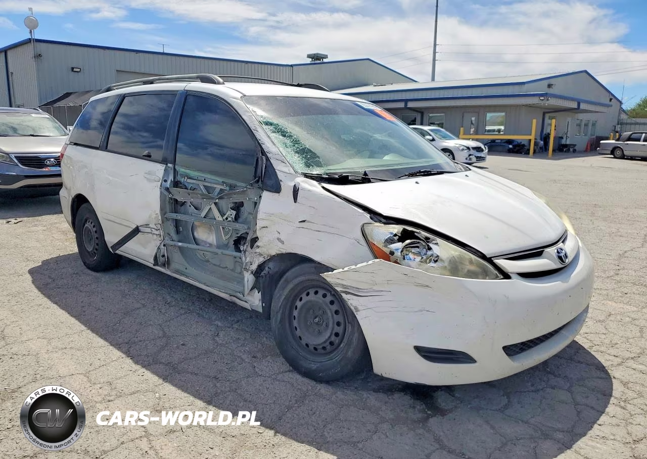 2007 Toyota Sienna Le 7-Passenger VIN:5TDZK23C67S097246 - 4