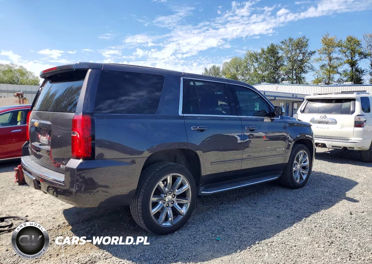 2017 Chevrolet Tahoe K1500 Premier VIN:1GNSKCKC8HR225261 - 3