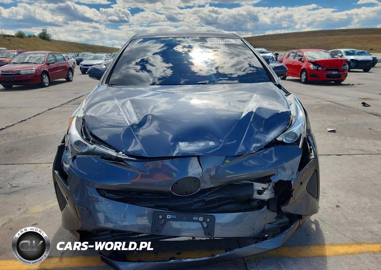 2016 Toyota Prius Three VIN:JTDKARFU4G3025898 - 5