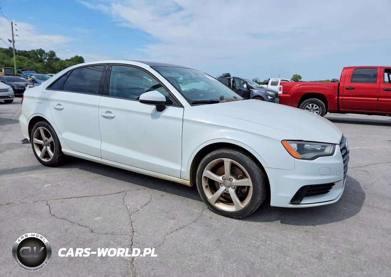 2015 Audi A3 Premium VIN:WAUBFGFF8F1009346 - 4