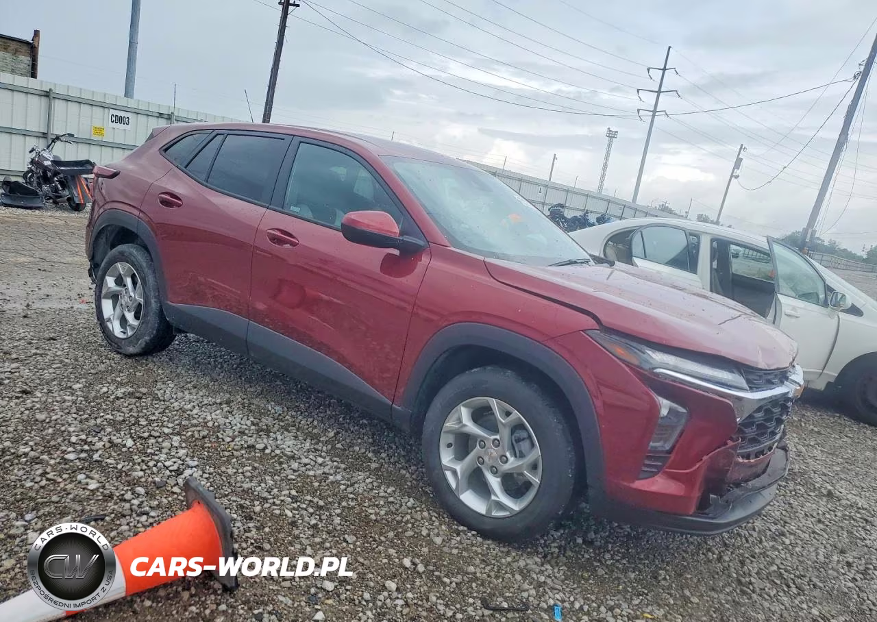 2024 Chevrolet Trax Ls VIN:KL77LFE2XRC184682 - 4