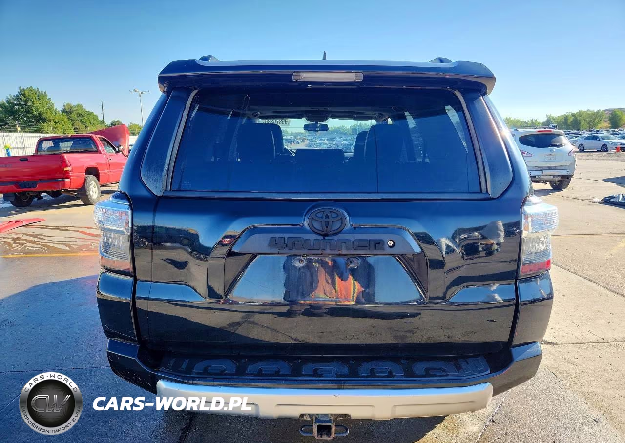 2017 Toyota 4Runner Trd Off-Road Premium VIN:JTEBU5JR2H5409795 - 6