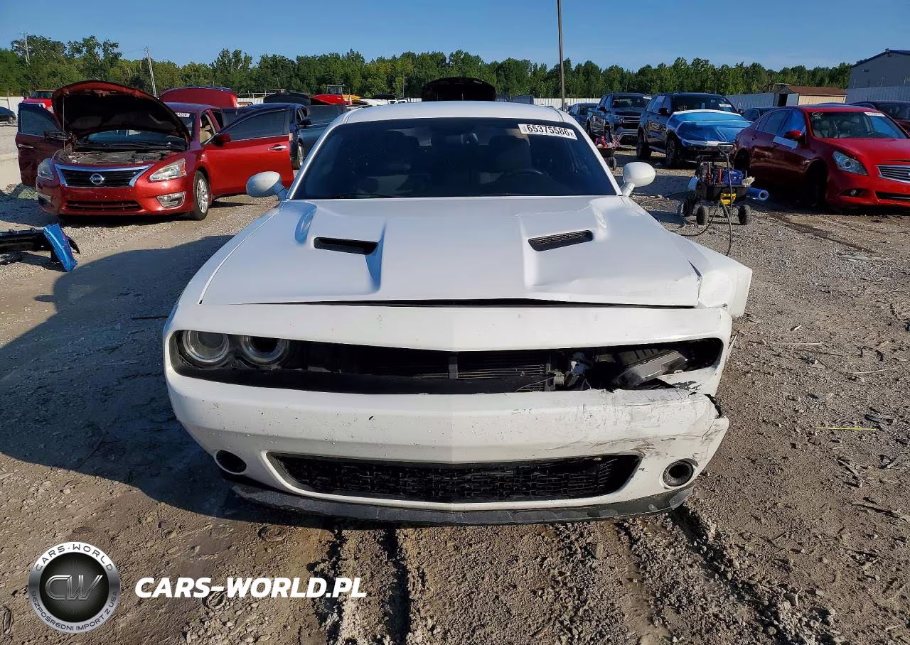 2015 Dodge Challenger Sxt VIN:2C3CDZAG1FH775689 - 5