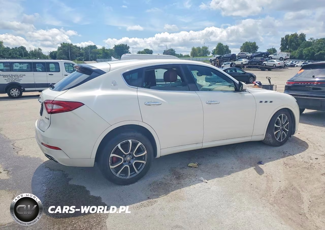 2017 Maserati Levante VIN:ZN661XUA1HX250139 - 3