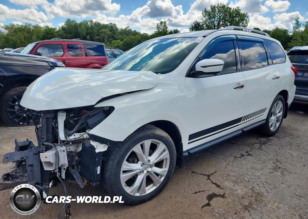 2018 Nissan Pathfinder Sl
