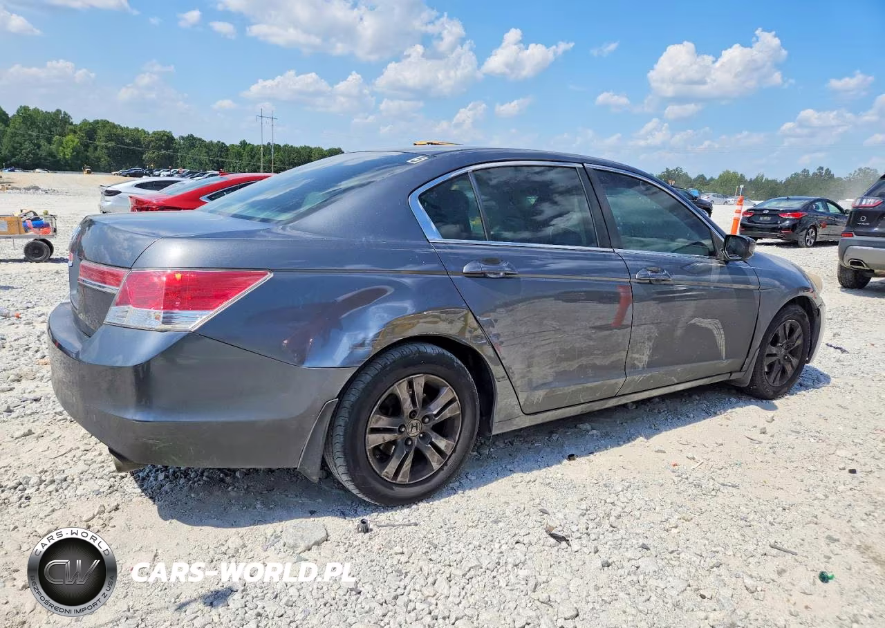2011 Honda Accord Lxp VIN:1HGCP2F48BA035768 - 3