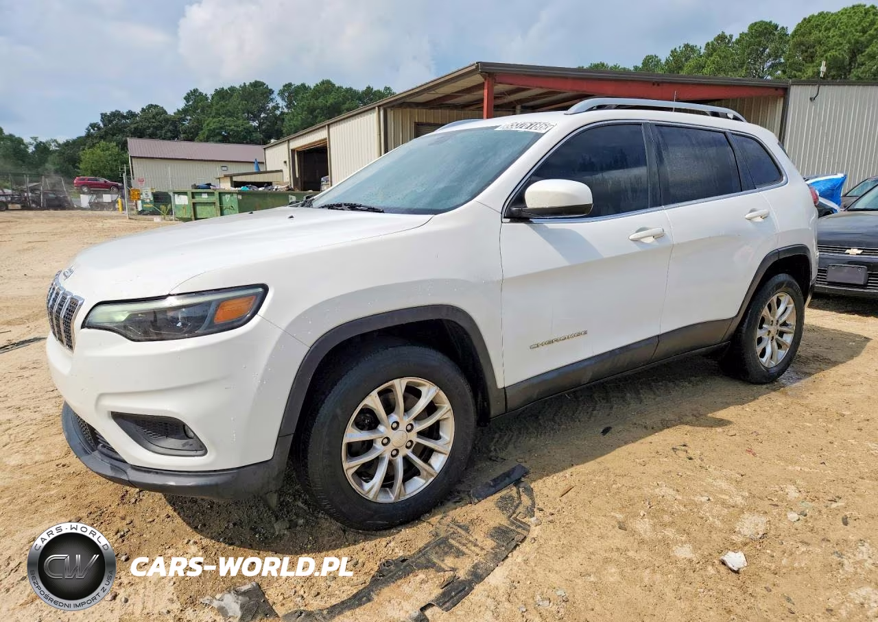 2019 Jeep Cherokee Latitude VIN:1C4PJMCB9KD231149 - 1
