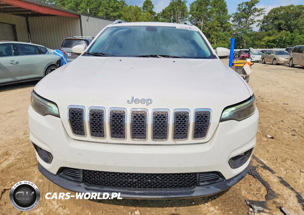 2019 Jeep Cherokee Latitude VIN:1C4PJMCB9KD231149 - 5
