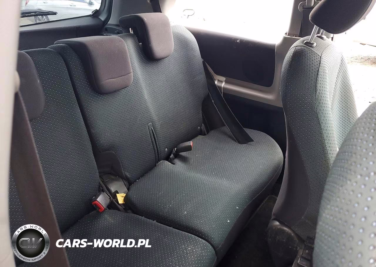 2008 Toyota Yaris Base VIN:JTDJT923785189882 - 10
