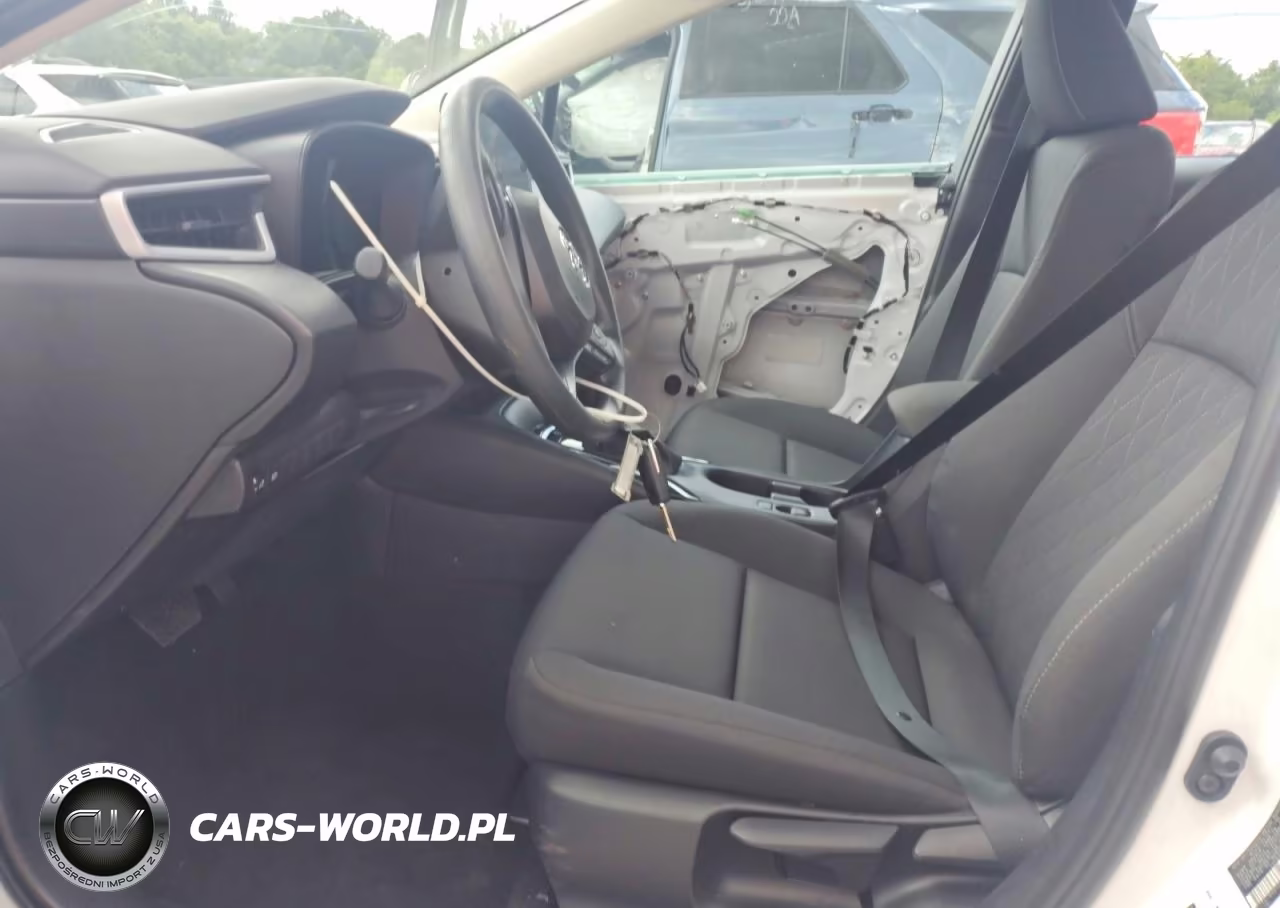 2026 Toyota Corolla Le VIN:5YFB4MDE6TP470828 - 7