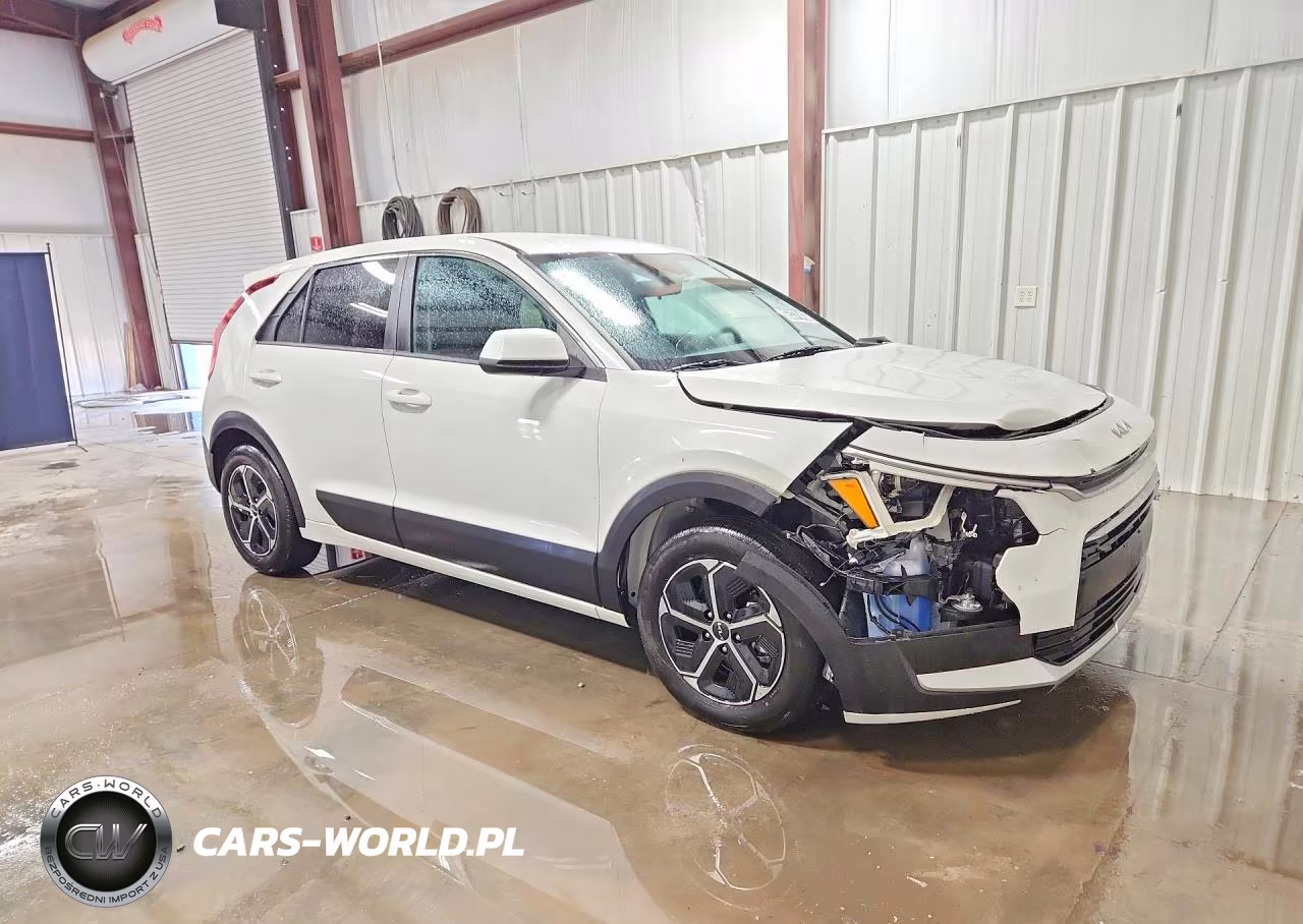 2026 Kia Niro Lx VIN:KNDCP3LE4T5322777 - 4