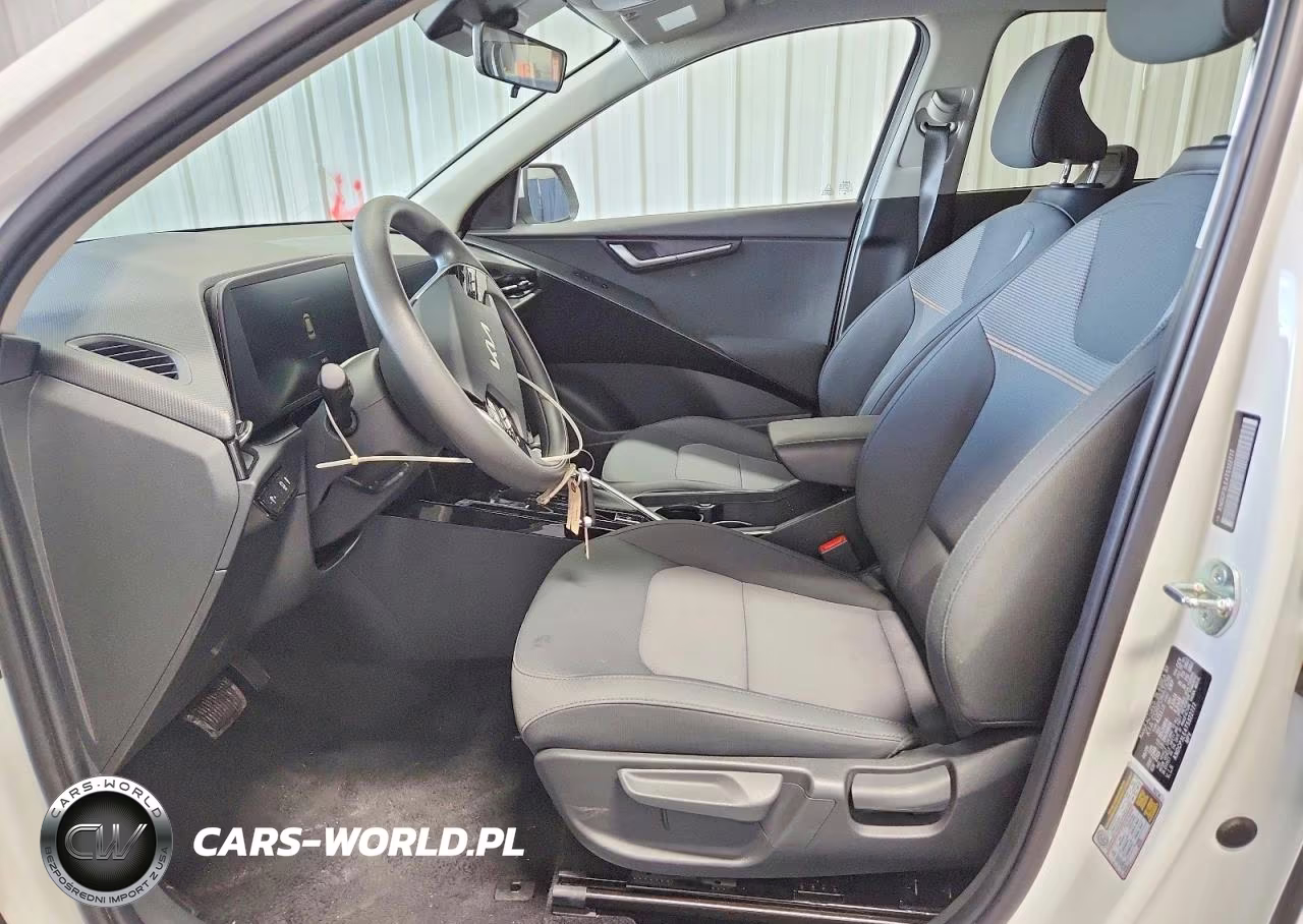 2026 Kia Niro Lx VIN:KNDCP3LE4T5322777 - 7