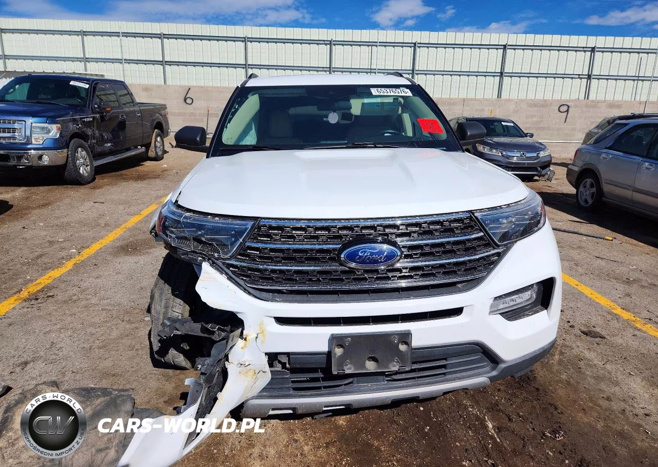 2020 Ford Explorer Xlt VIN:1FMSK8DH9LGA39680 - 5