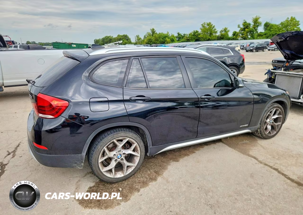 2013 BMW X1 xDrive28I VIN:WBAVL1C58DVR87933 - 3