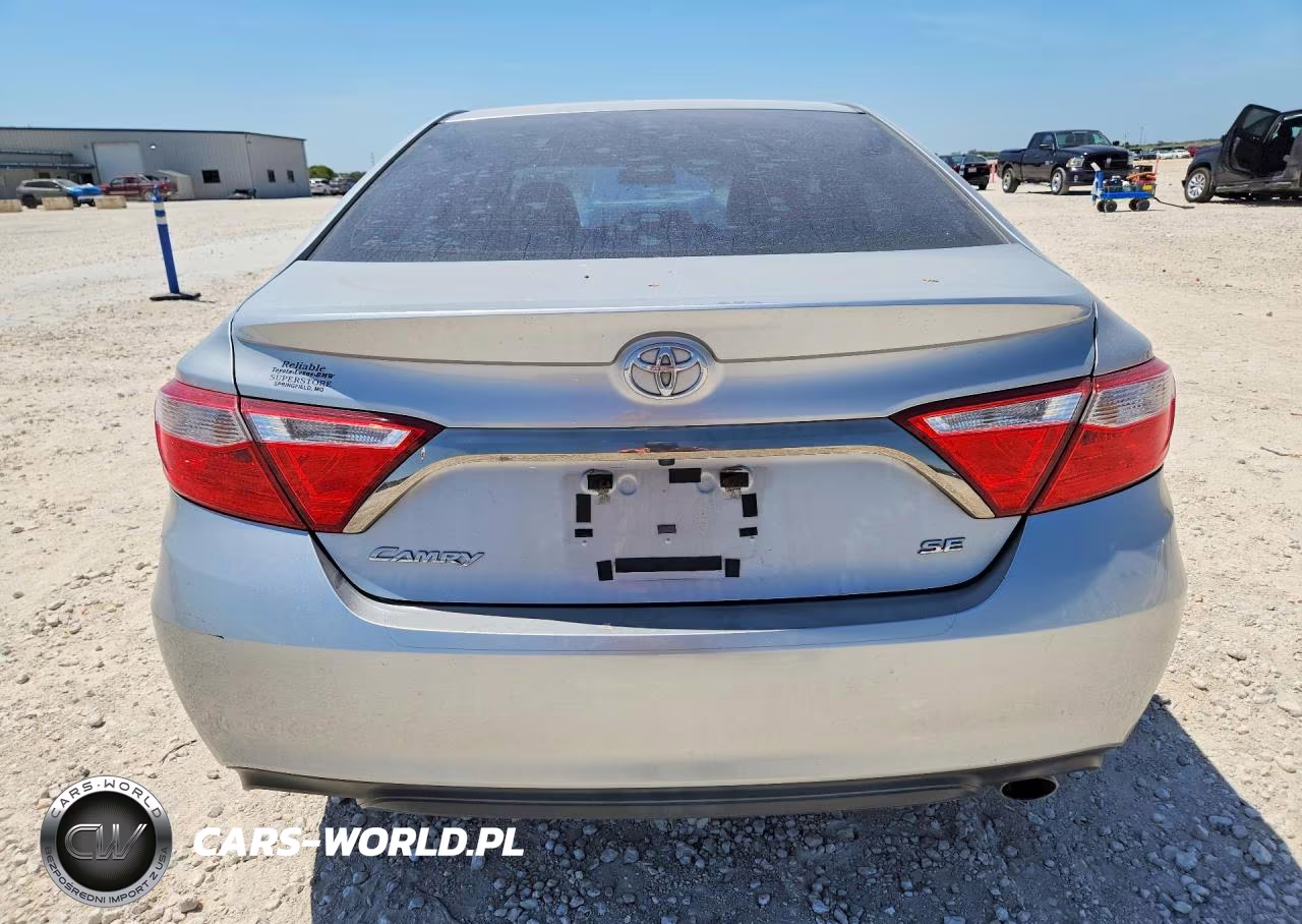 2017 Toyota Camry Se VIN:4T1BF1FK6HU770208 - 6