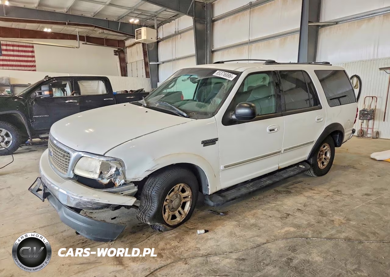 2000 Ford Expedition Xlt VIN:1FMRU1668YLA54231 - 1