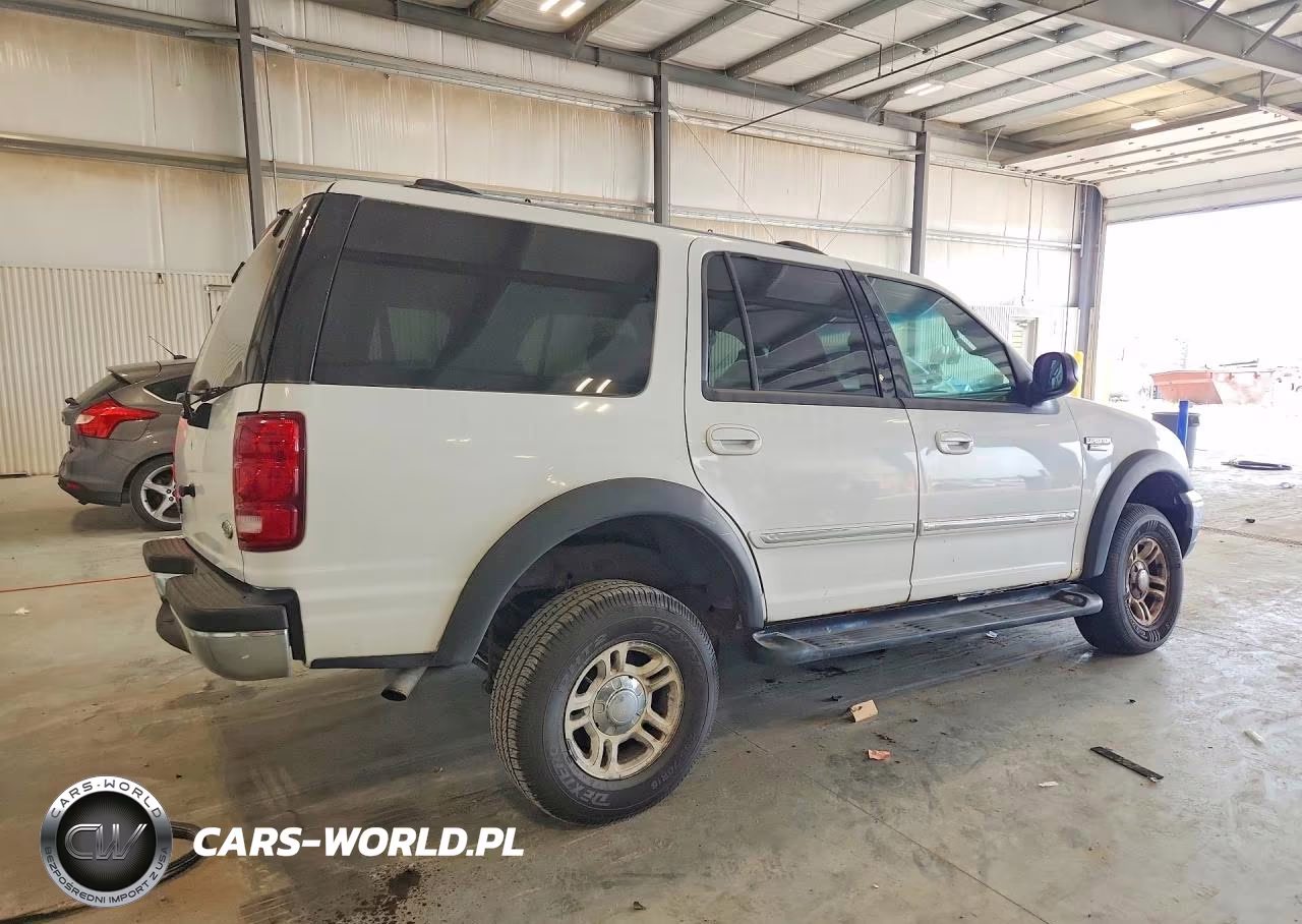 2000 Ford Expedition Xlt VIN:1FMRU1668YLA54231 - 3