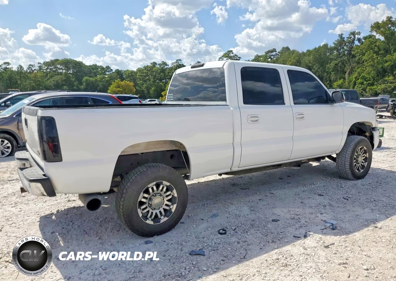 2006 GMC Sierra K2500 Heavy Duty VIN:1GTHK23256F128634 - 3