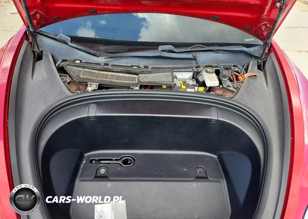 2019 Tesla Model 3 VIN:5YJ3E1EAXKF396528 - 11