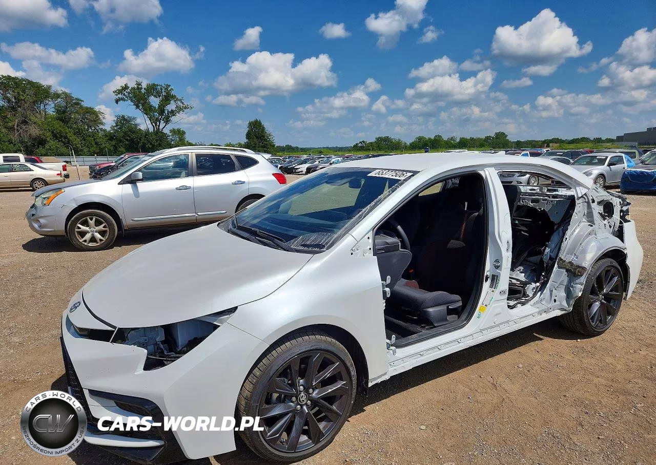 2026 Toyota Corolla Hybrid Se VIN:JTDBCMFE3T3145496 - 1