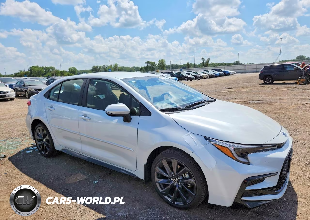 2026 Toyota Corolla Hybrid Se VIN:JTDBCMFE3T3145496 - 4