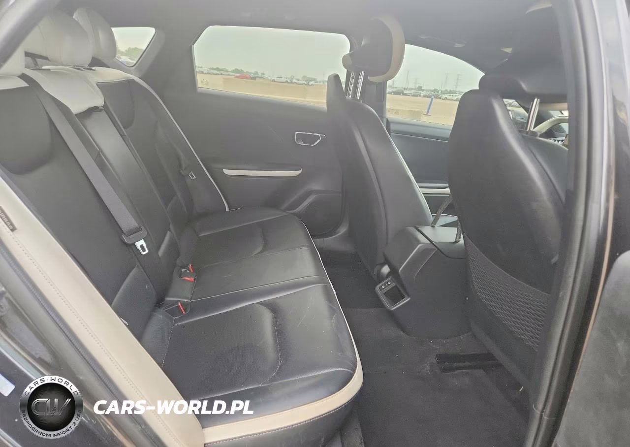2025 Kia K4 Gt Line VIN:3KPFW4DE0SE044368 - 10