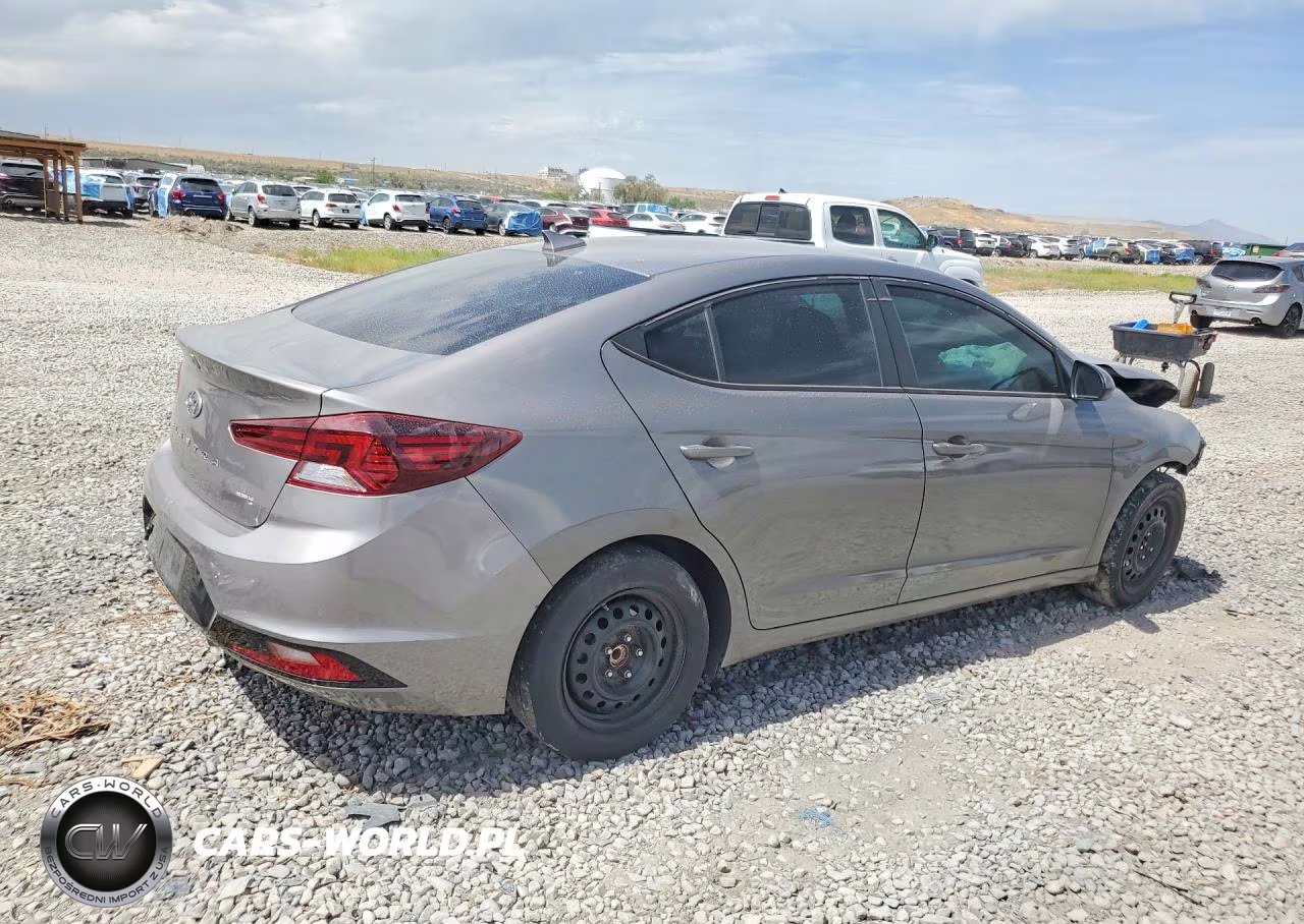 2020 Hyundai Elantra Sel VIN:KMHD84LF5LU028886 - 3