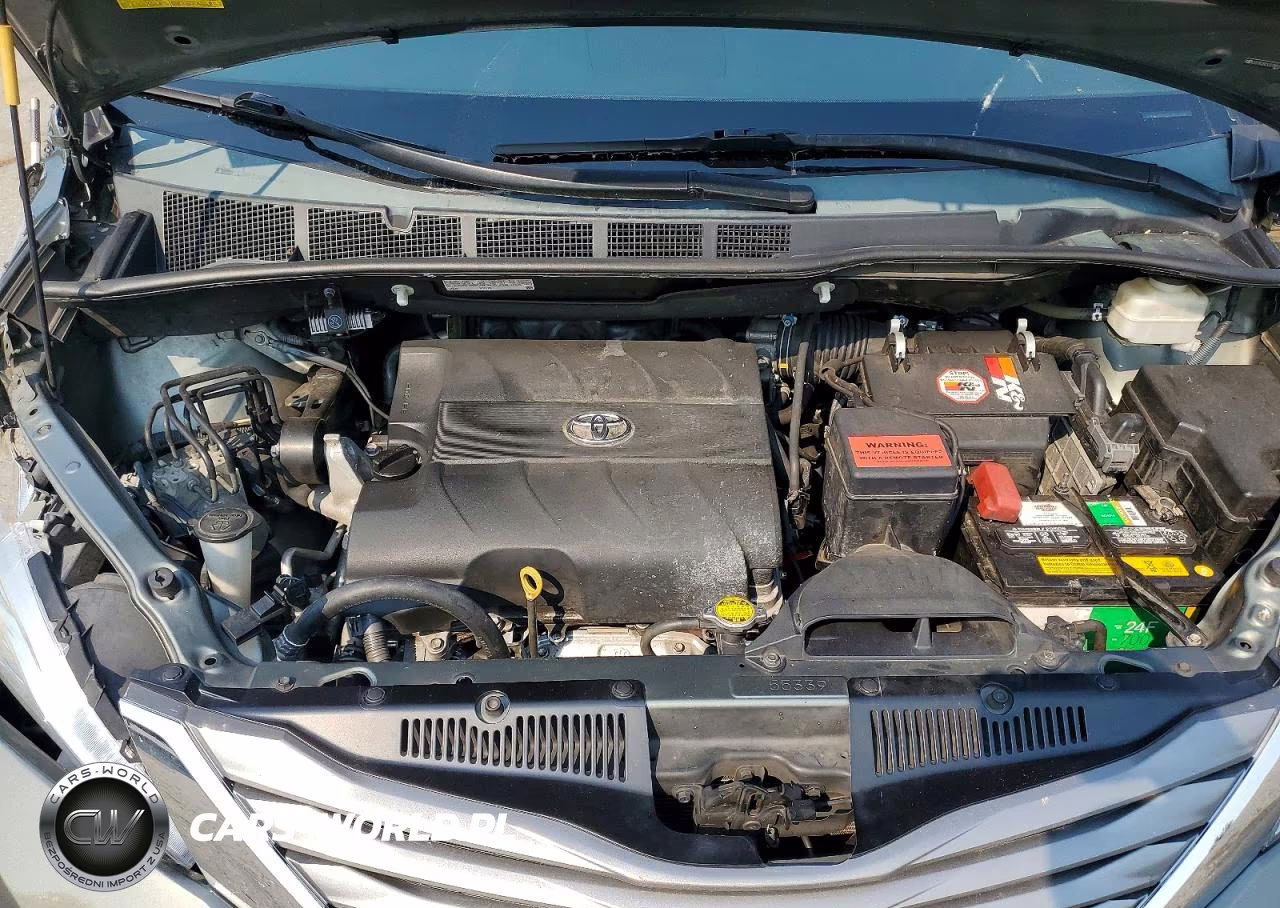 2013 Toyota Sienna Xle 8-Passenger VIN:5TDYK3DC5DS300154 - 12