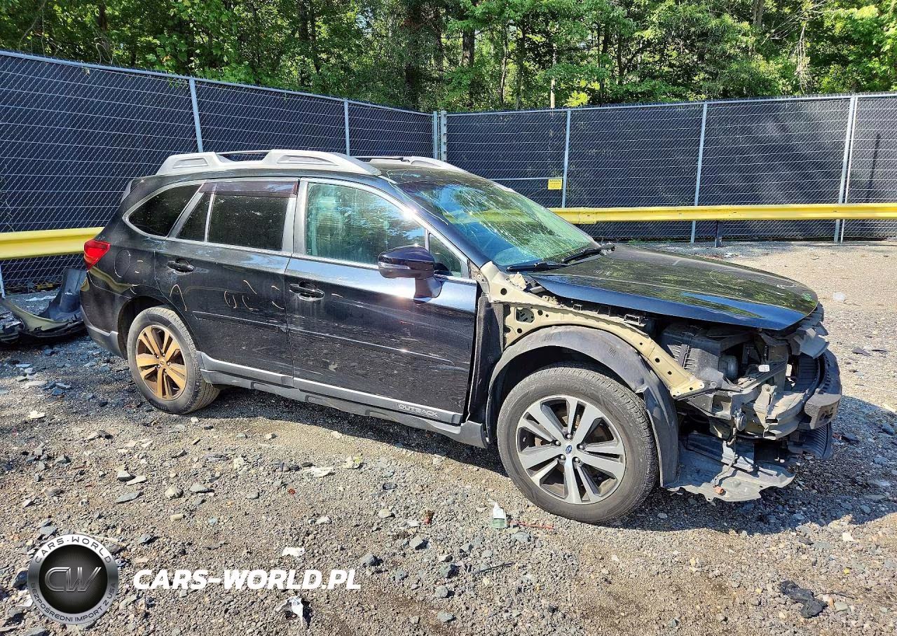 2018 Subaru Outback 3.6R Limited VIN:4S4BSENC7J3245053 - 4