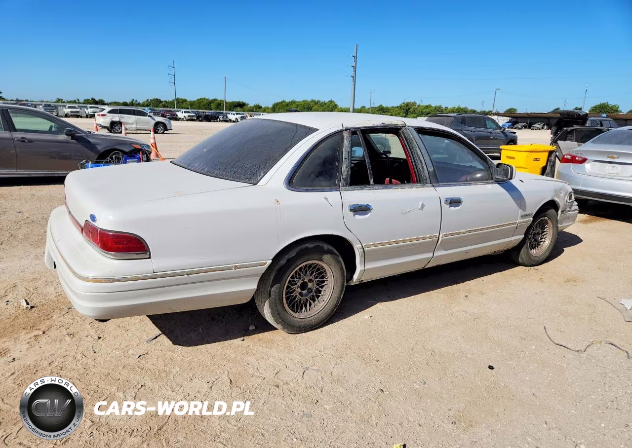 1993 Ford Crown Victoria Lx VIN:2FALP74W5PX191402 - 3