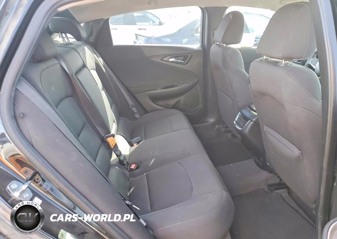 2019 Chevrolet Malibu Lt VIN:1G1ZD5ST5KF176874 - 10