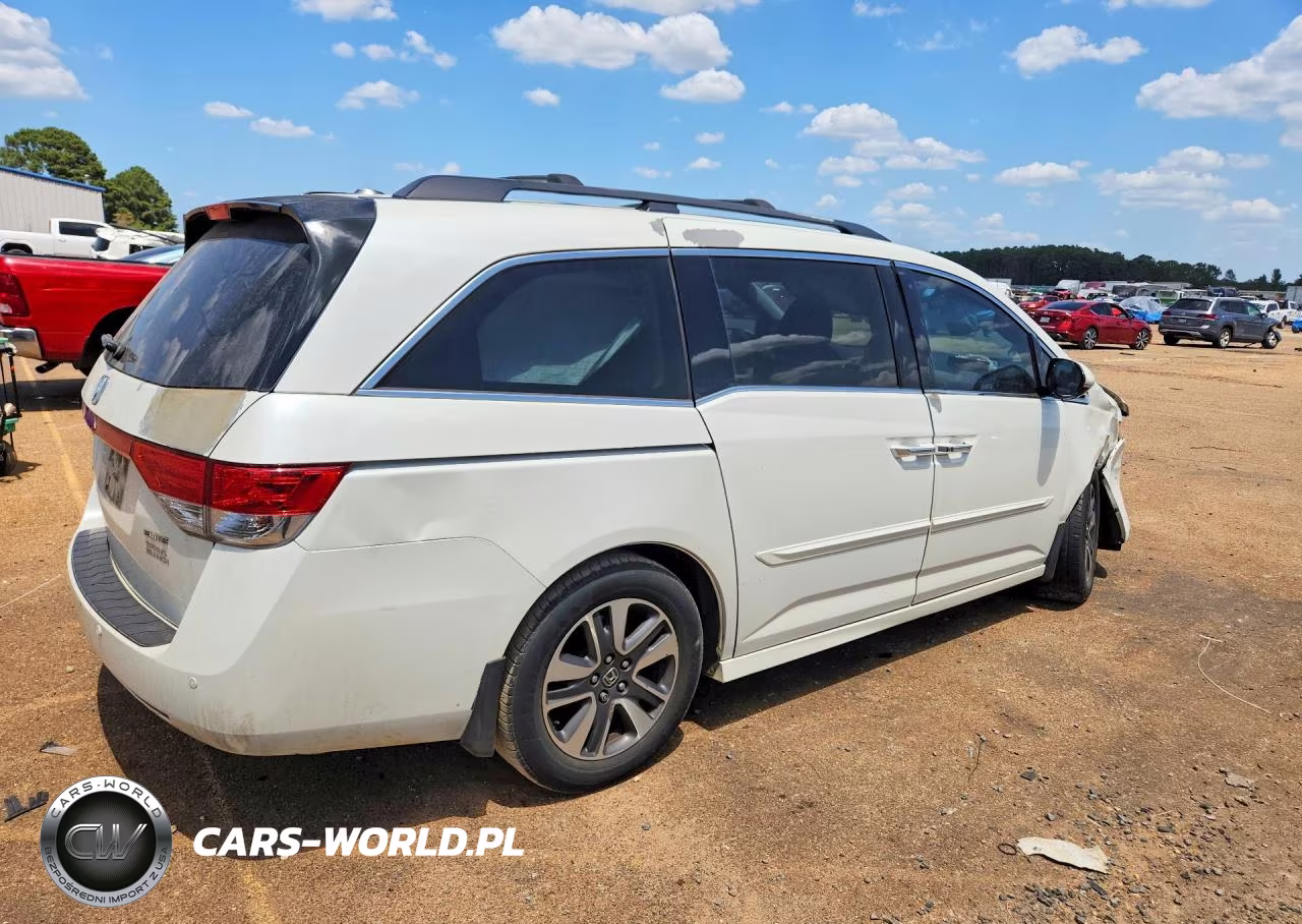 2014 Honda Odyssey Touring VIN:5FNRL5H96EB076006 - 3