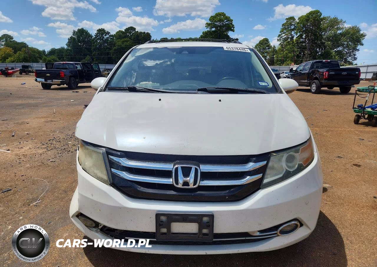 2014 Honda Odyssey Touring VIN:5FNRL5H96EB076006 - 5