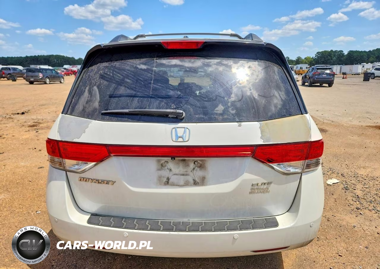 2014 Honda Odyssey Touring VIN:5FNRL5H96EB076006 - 6
